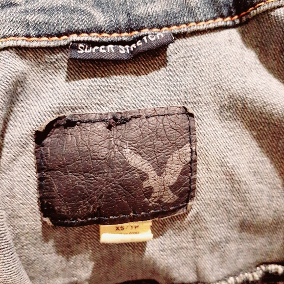 Jacket - Picture 3 of 4